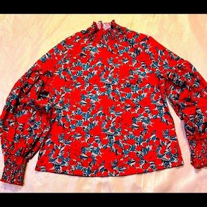 NWOT Floral Blouse with Ballon Sleeves and High Neck Collar❤️